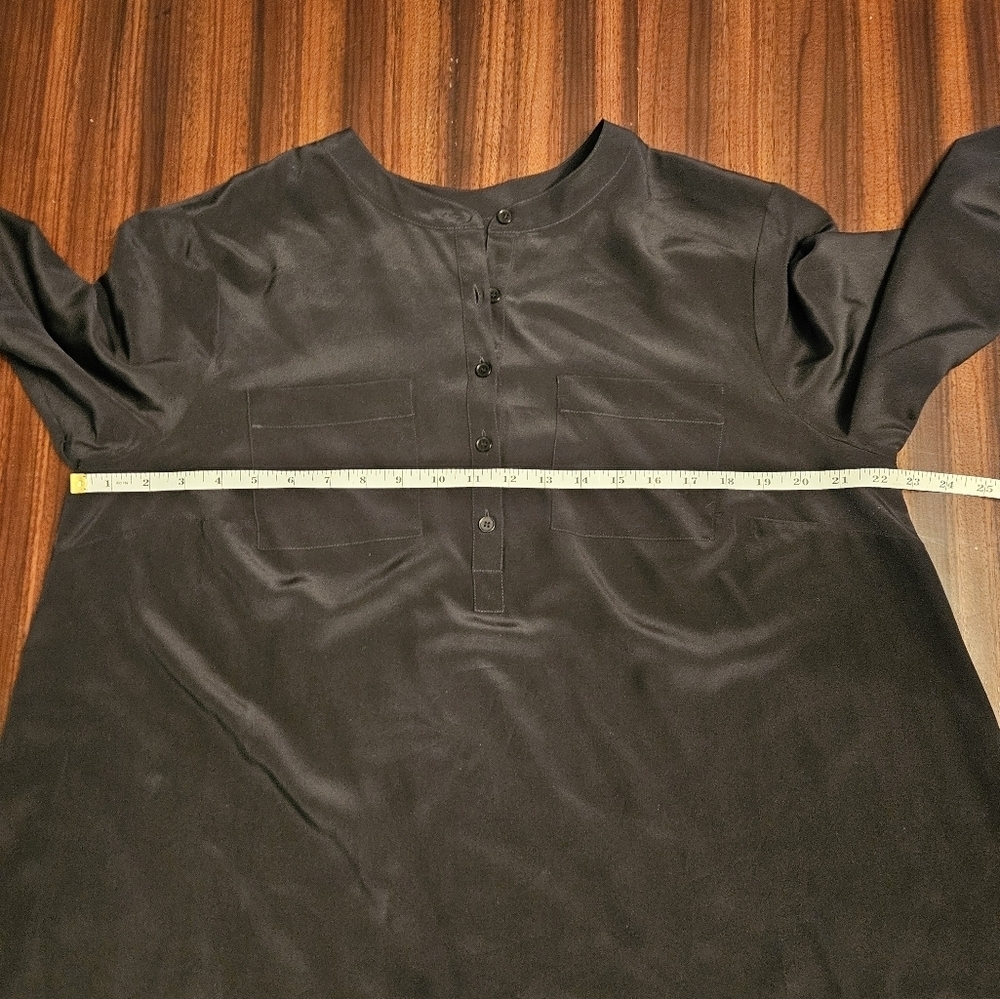 Talbots Woman Black Long Sleeve Round Neck Blouse Pockets 14W Quiet Luxury - Picture 6 of 12